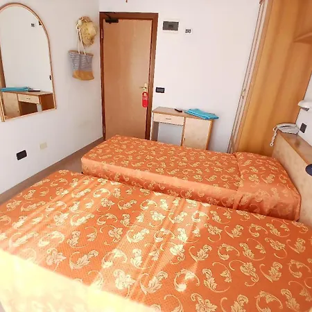 Hotel Garden 3*
