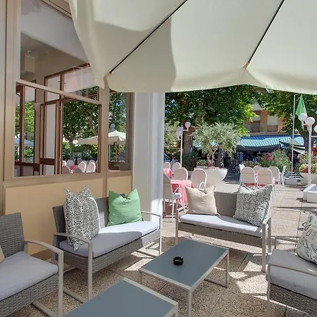 Garden 3*